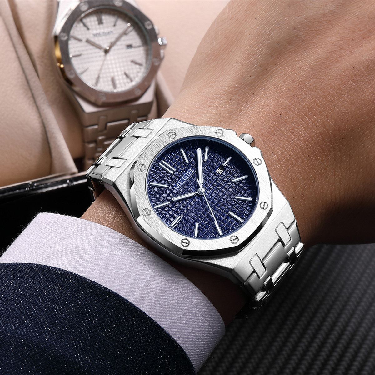 MEGIR 1085 – Reloj de cuarzo en acero