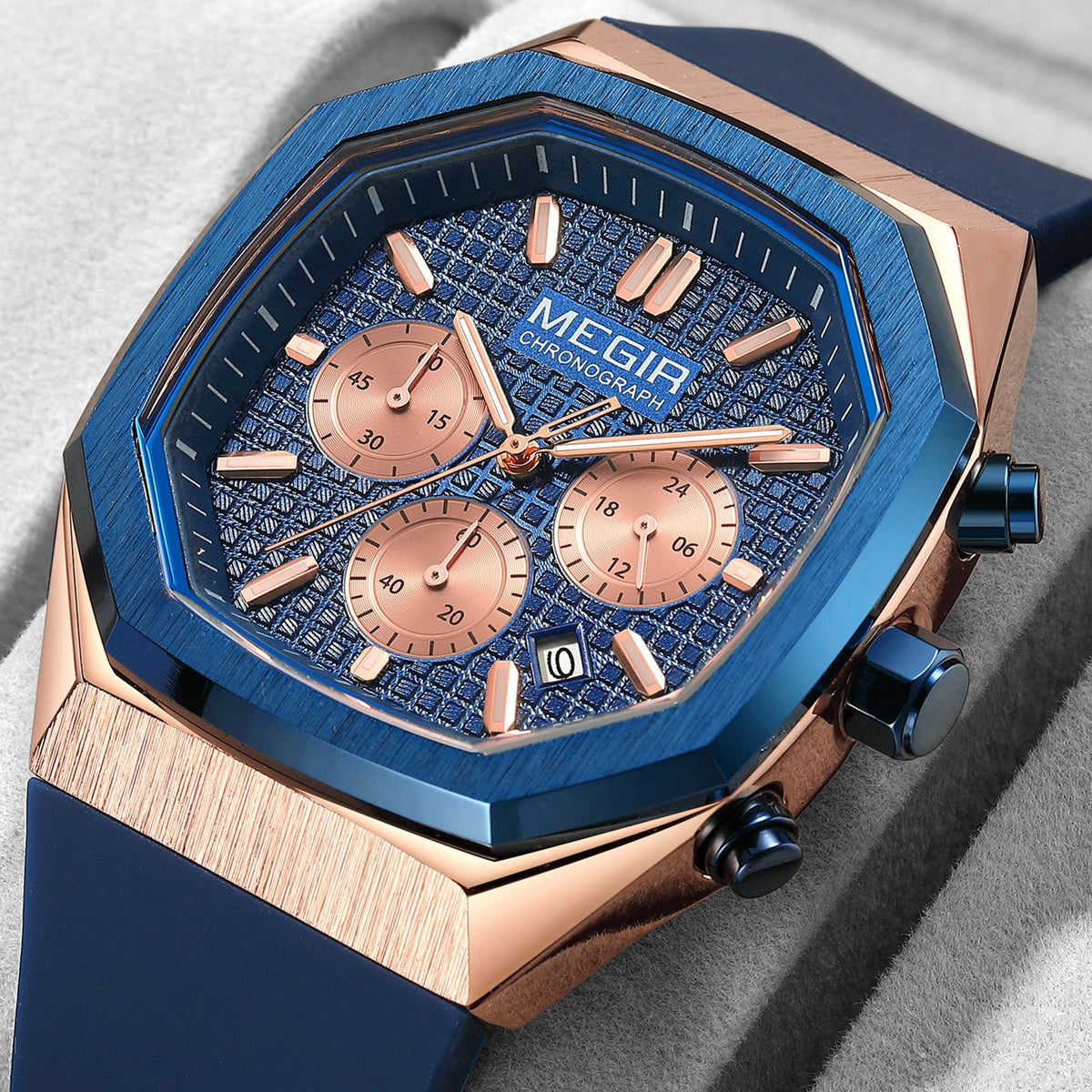 MEGIR 2215 – Reloj deportivo de cuarzo con correa de silicona
