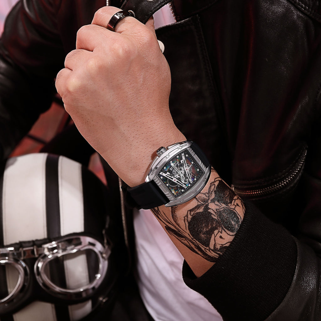 RUIMAS 338 – Reloj deportivo de cuarzo con correa de silicona